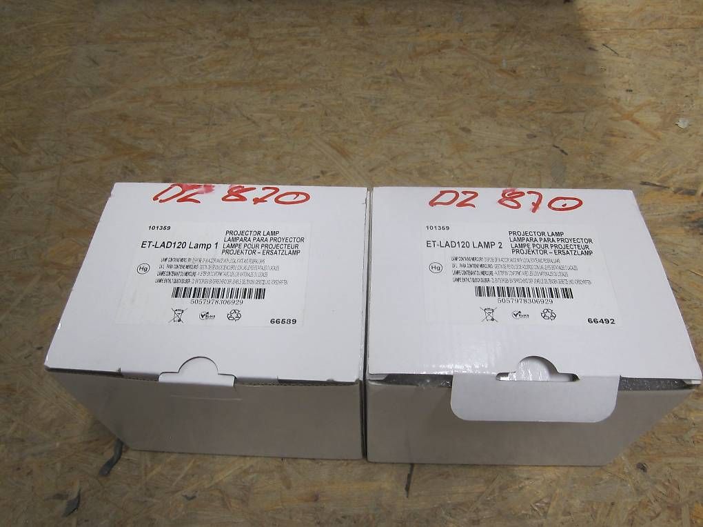 Panasonic Proiettori: Beamer Panasonic PT -DZ 870 LEK – Usato da Schachen LU venduto da Falco70 4