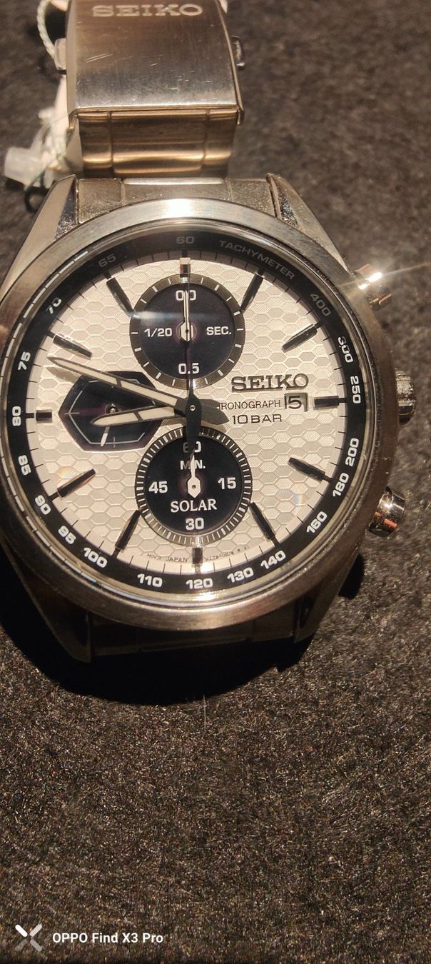 Seiko Uhren: Seiko Solar Chronograph SSC761P1 - Top Zustand – Neu und originalverpackt aus eglisau von szakal