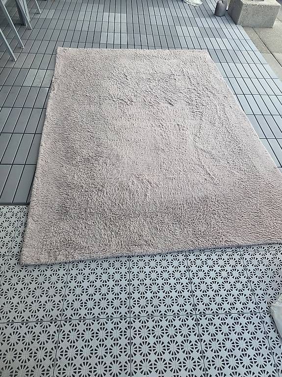 Teppiche: Teppich 230x160cm Altrosa – Gebraucht aus Spreitenbach von Brm4 3