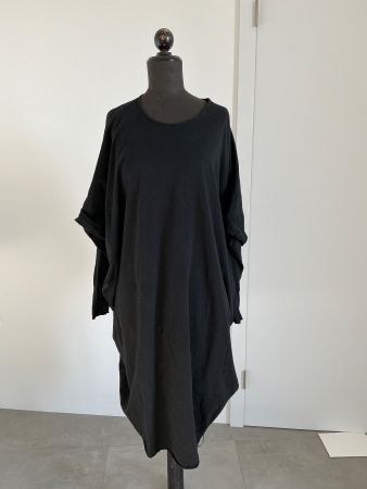 Kleid von Primordial is primitive