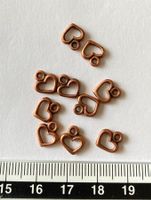 10 coeurs métal cuivré, perles / Herzen kupferfarbenem Metal