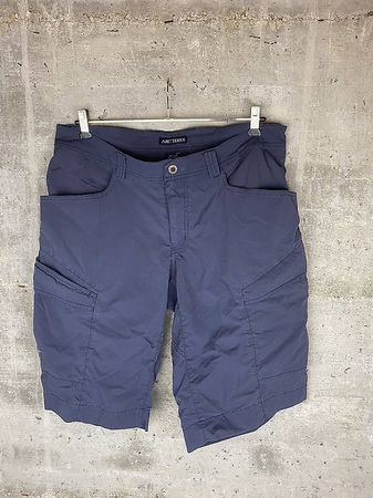 Short cargo Arc'teryx homme bleu outdoor  Taille 34 
