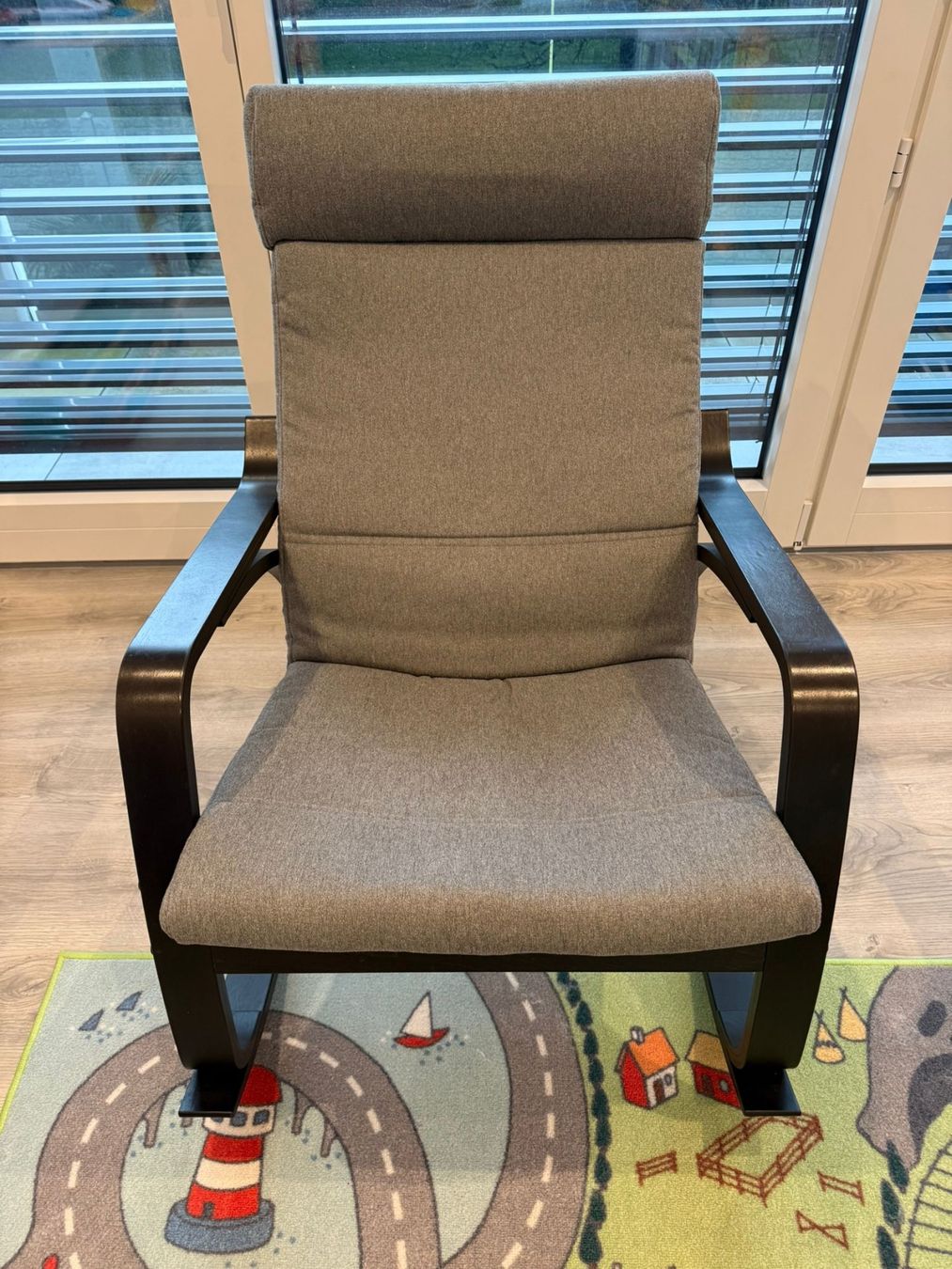 Ikea Sedie: Schaukelstuhl Schwarz/grau Ikea – Usato da Safenwil venduto da LukasK01