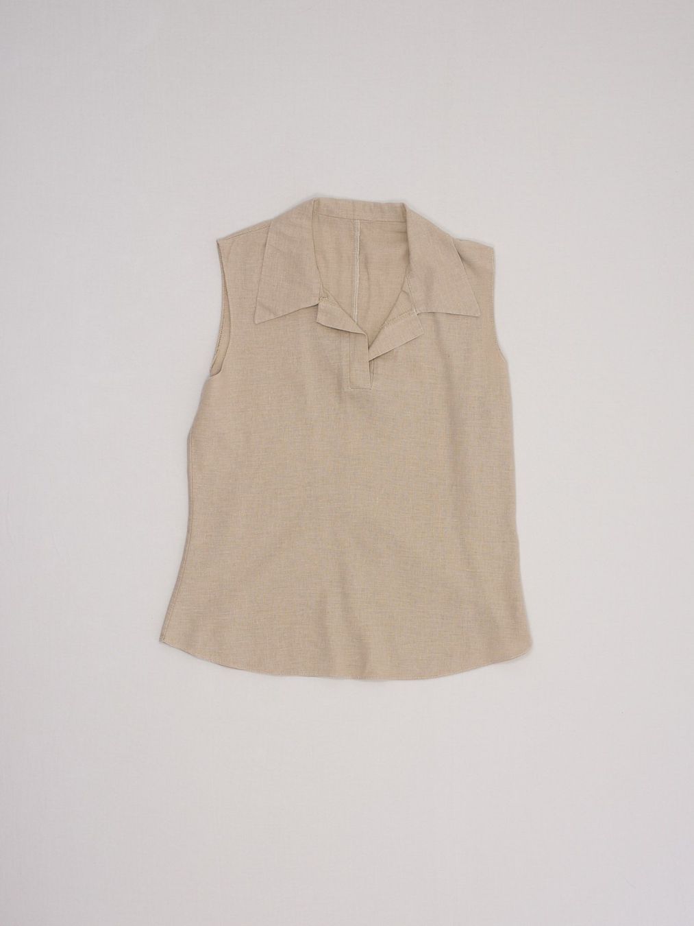 Blusen: Chemisier beige sans manches aspect lin - Taille S – Gebraucht aus Fribourg von re-fine 1