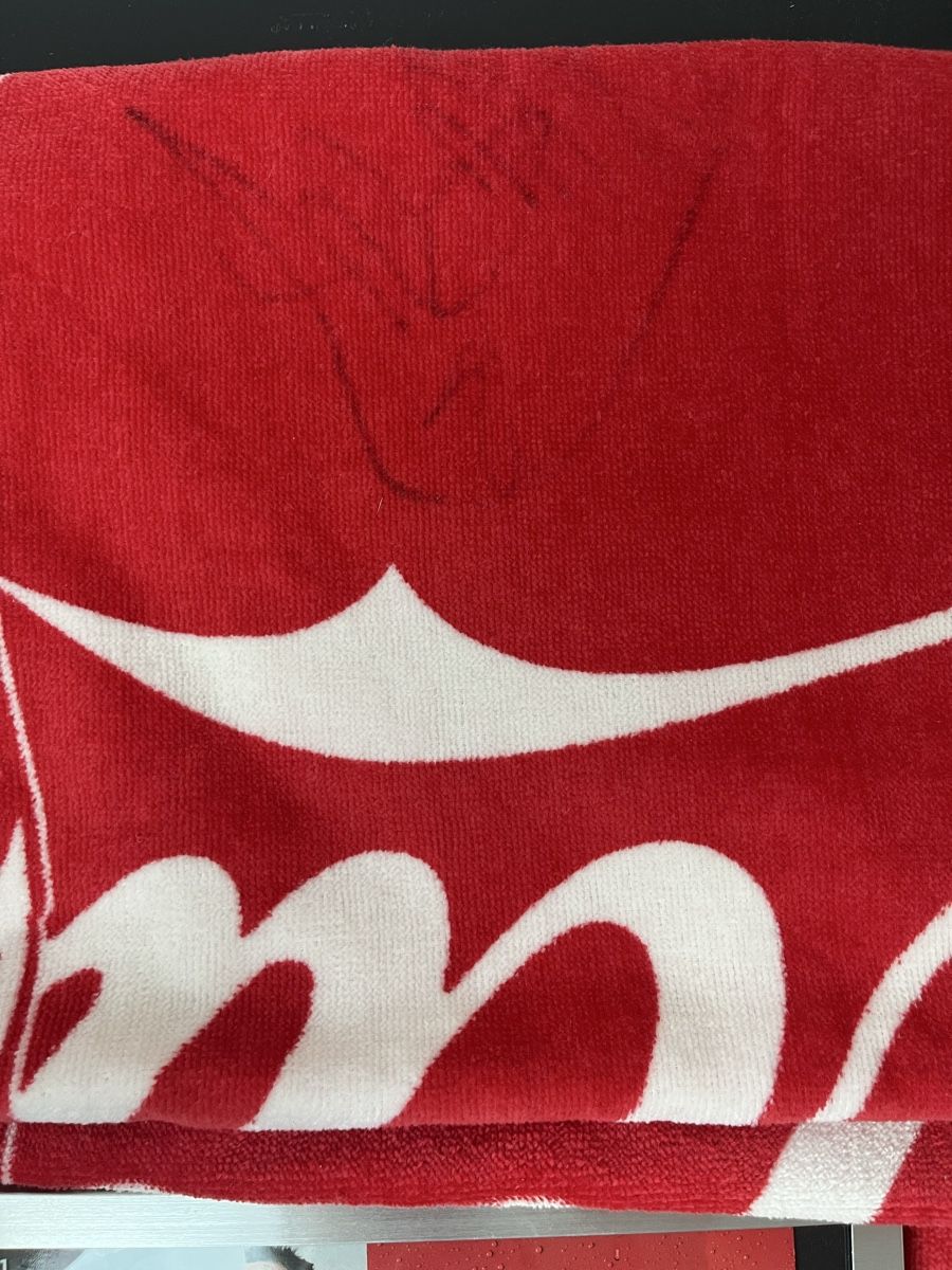 Badetücher: Linge Coca-Cola signé Xherdan Shaqiri – Neu (gemäss Beschreibung) aus Les Avanchets von lunedeneige.shop 2