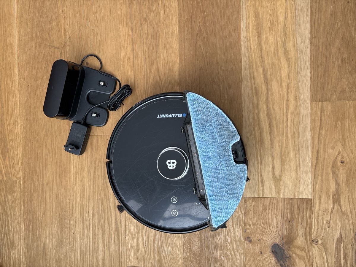 Blaupunkt Aspirateurs & Accessoires: Blaupunkt Saugroboter mit Wischfunktion – D'occasion à Bonstetten par j.sophie