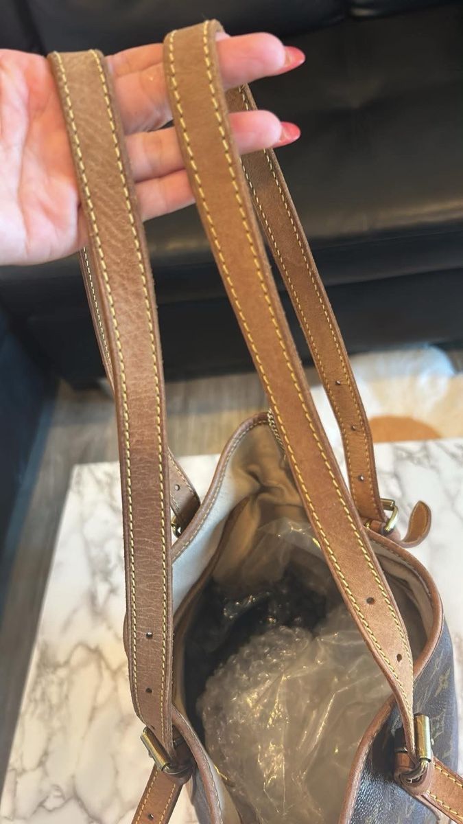 Louis Vuitton Borse da donna: Louis Vuitton Bucket 27 GM Monogram Canvas – Usato da Widnau venduto da Pukpan_99 5