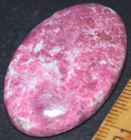 Cabochon L-5589 – Thulit 38x24mm