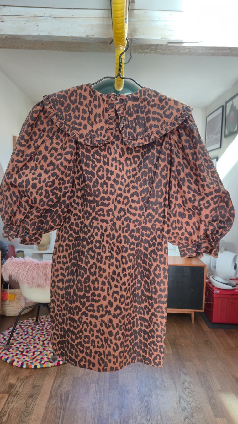 Ganni Vestiti: Leopard summer dress Ganni size S – Usato da Zürich venduto da monadiederich