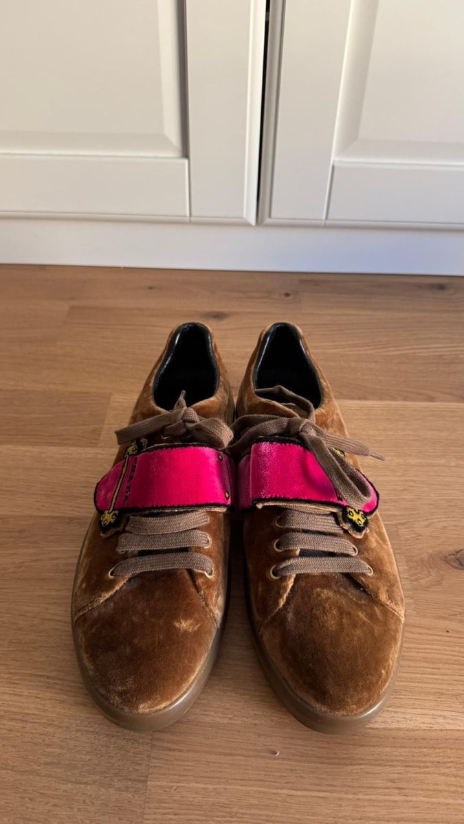 Damenschuhe: Prada Sneaker size 40 – Gebraucht aus Genève von gvokiii 1