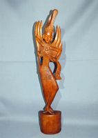 Elegante Tempeltänzerin - grosse Figur