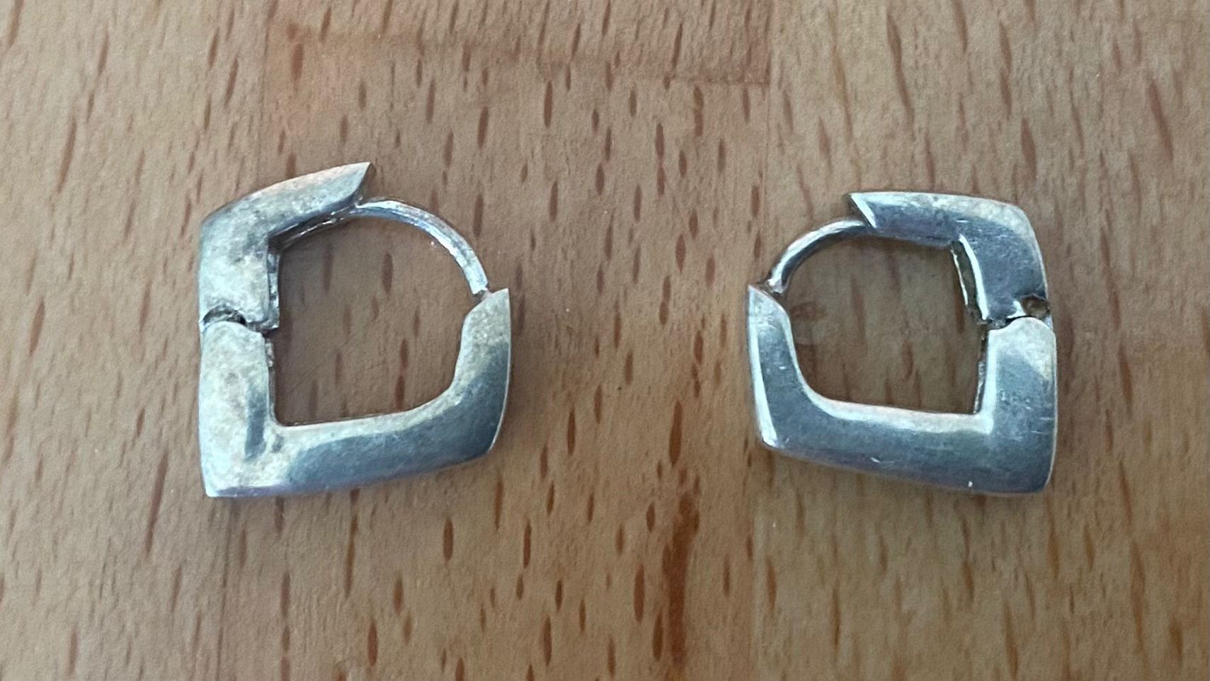 Orecchini pendenti & Orecchini a lobo: Schmuck - Ohrstecker Silber eckig klein – Usato da Winterthur venduto da Secondhand-Family 2