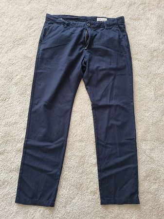 Hosen Chino s.Oliver Gr. 36/32