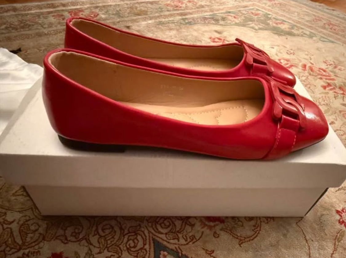 Scarpe da donna: BALLERINES ROUGES – Usato da Neuchâtel venduto da ass_gdc7 2