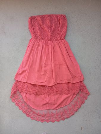 Schulterfreies Kleid mit Spitze, Koralle Gr. 38/40 *NEU *Goa