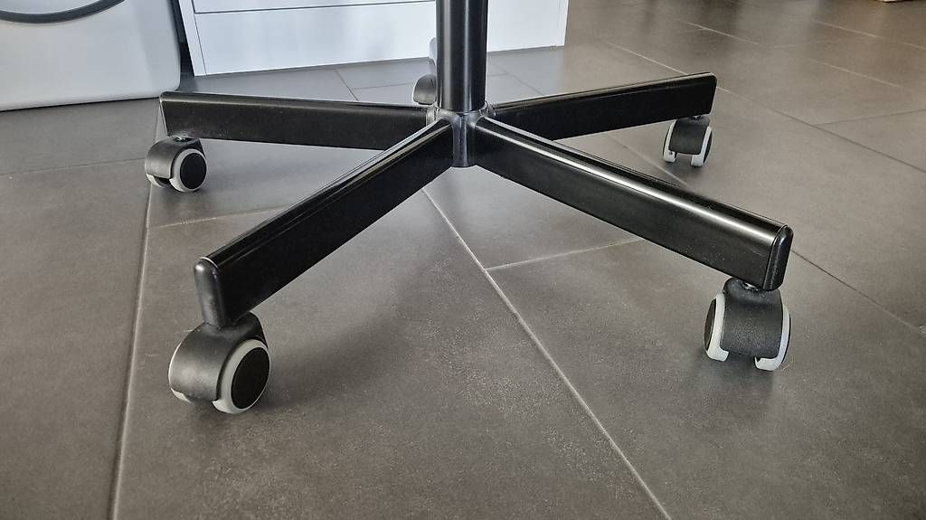 Sedie a rotelle: IKEA FLINTAN Drehstuhl – Usato da Niederglatt ZH venduto da TL__ 2