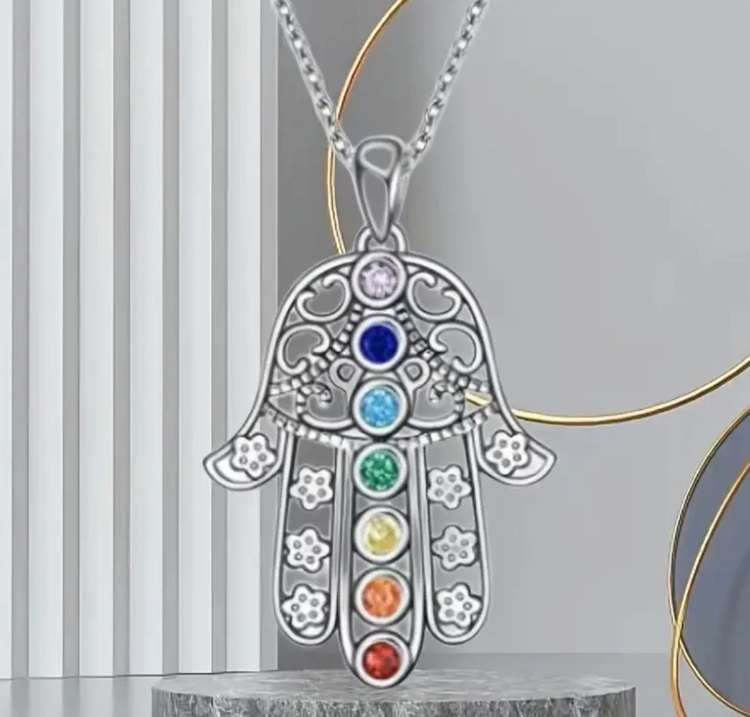 Ciondoli: Hamsa Kette mit Chakra Steinen – Nuovo e nell'imballaggio originale da Gams venduto da Mariawicca