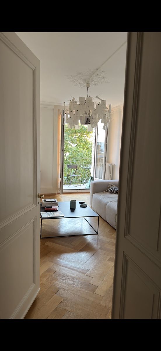 Tavoli: Table basse en acier – Usato da Lausanne venduto da con_yxy8 1