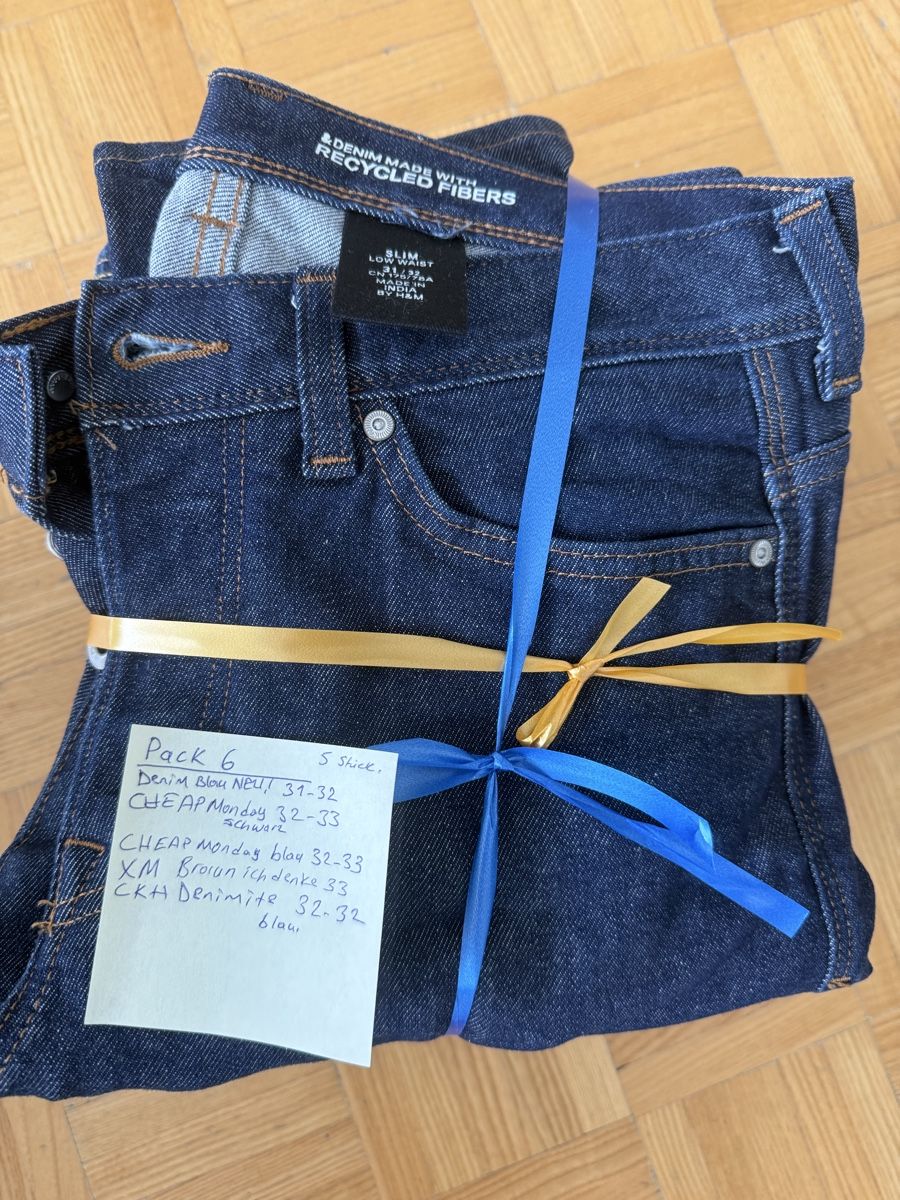 Lotti di vestiti: Herren Hose packt  – Usato da Olten venduto da Tombik