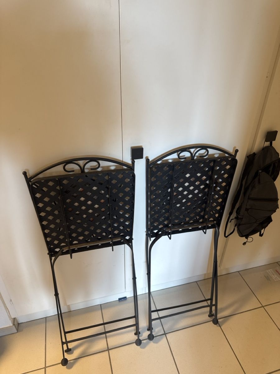 Sedie: 2er Set Metall Klappstühle – Usato da winterthur venduto da Pflanze 1