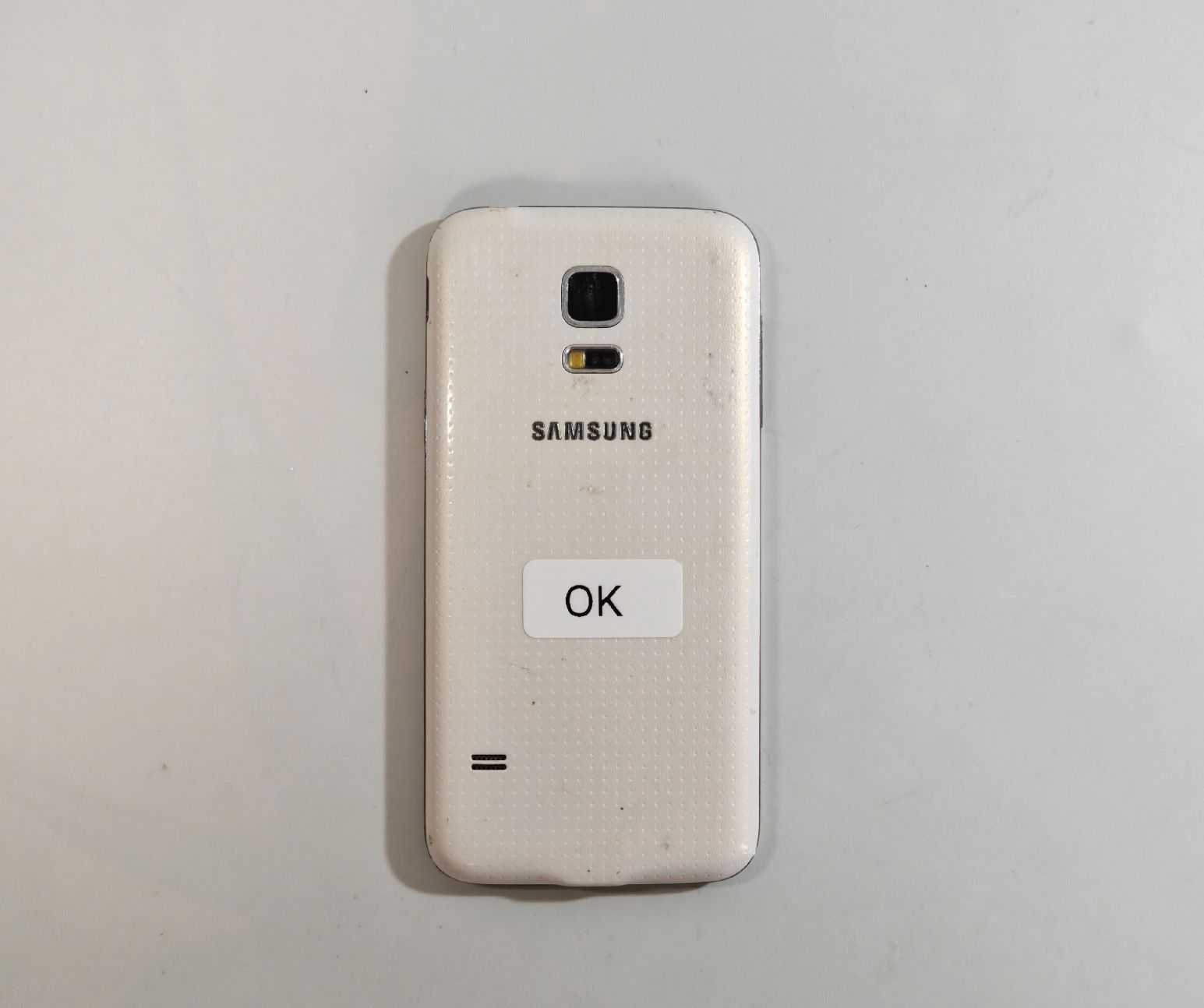 Samsung Portables: Samsung Galaxy S5 mini weiss – D'occasion à Ehrendingen par Rocky985 2