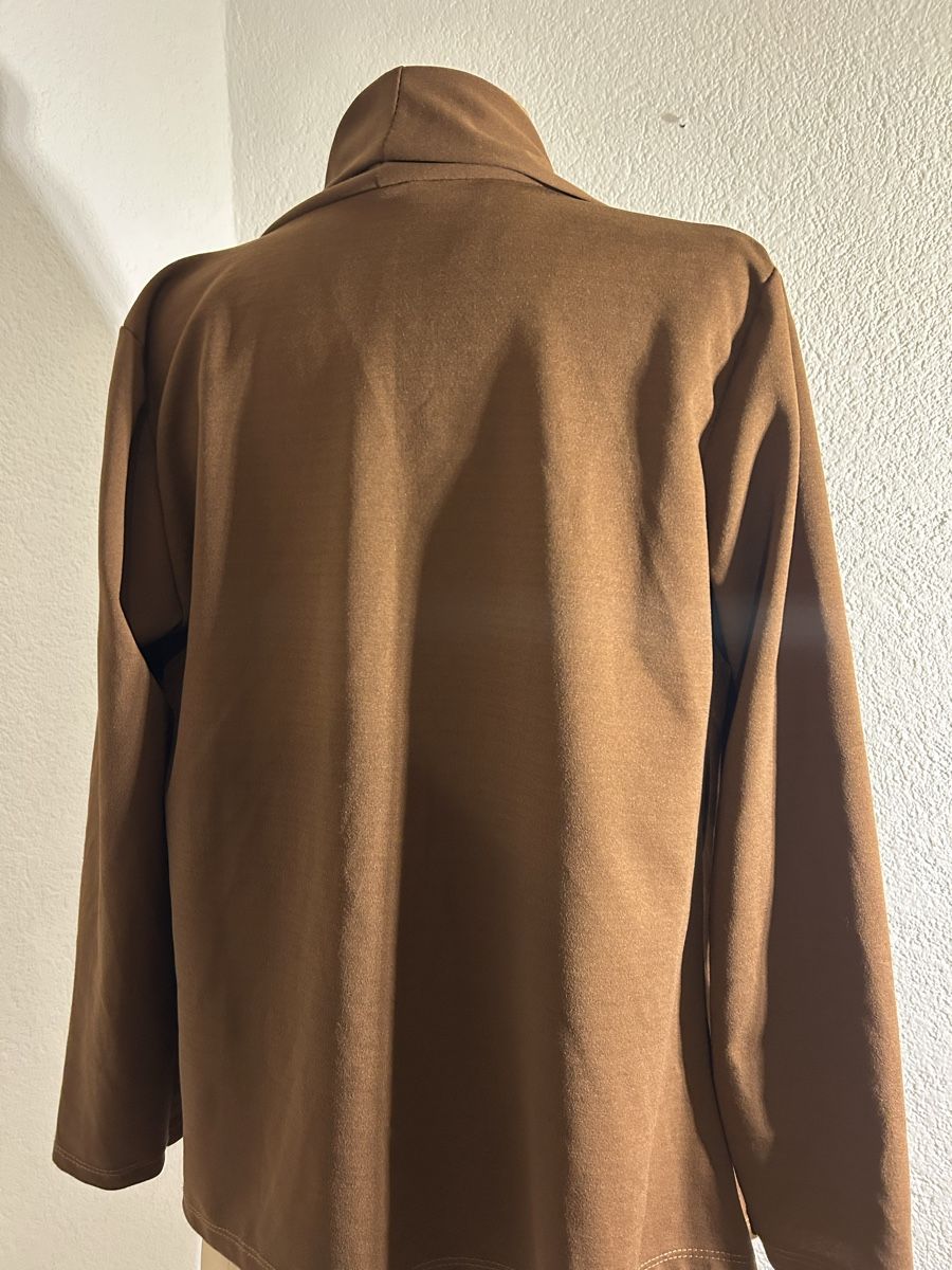 Gilet & Giacche senza maniche: Jaquette brune – Usato da chamoson venduto da agr_y2m5 1