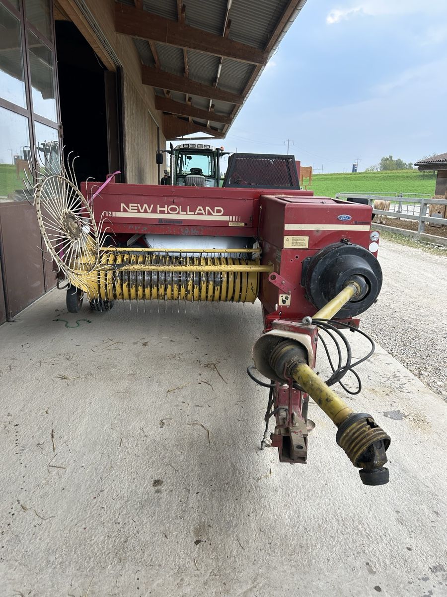Tutte le macchine: Ballenpresse New Holland – Usato da Dinhard venduto da ral_8p5x