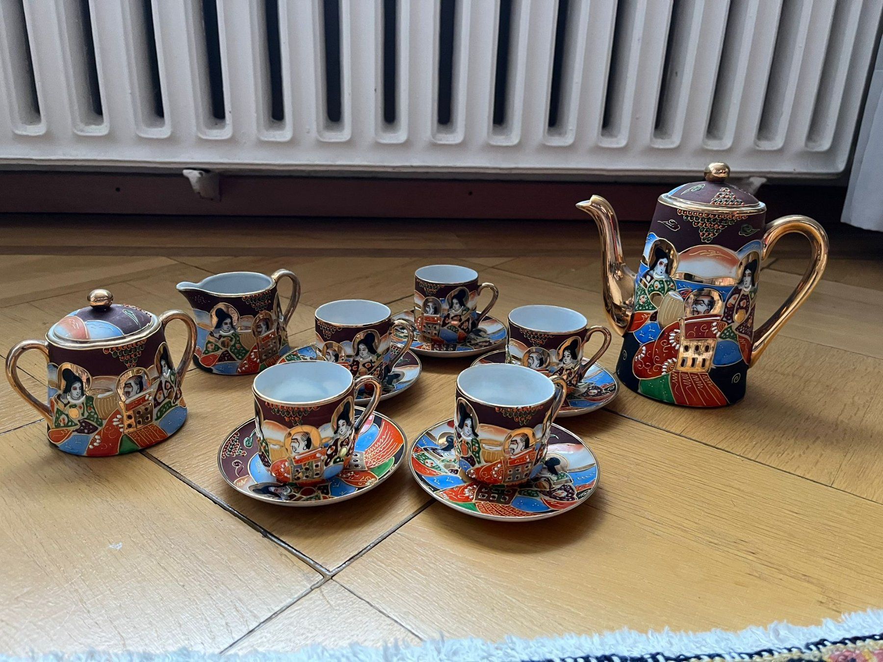 Set di piatti: Japanischer Teeservice – Usato da Jona venduto da m.brun 1