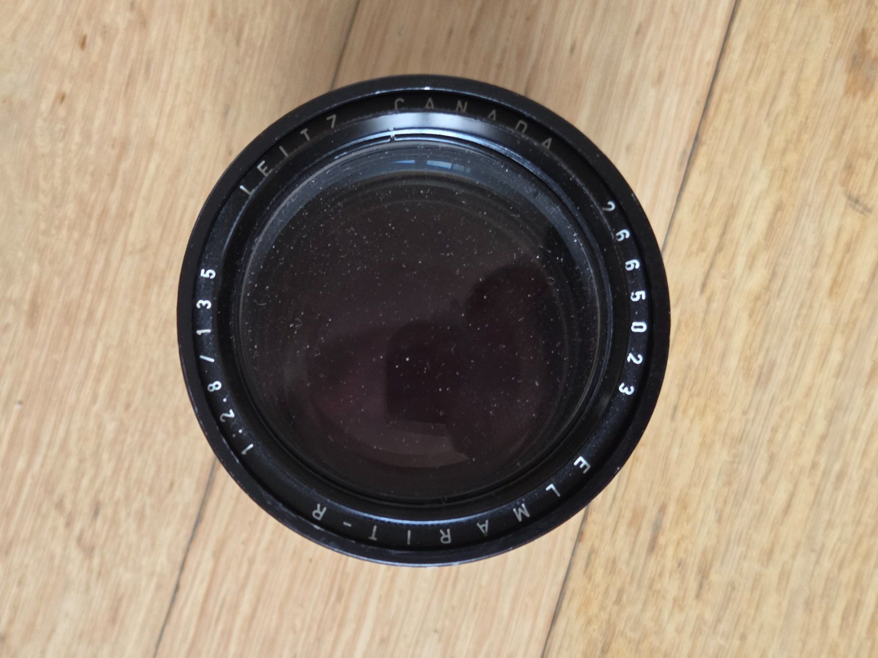 Leitz Obiettivi: Tele-Objektiv 135mm 1:2.8 mit Lederbeutel – Usato da Niederlenz venduto da Moki123 4