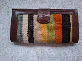 Portefeuille en cuir véritable avec motif ethno unique