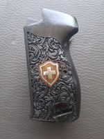 Gebrauchte Nussbaum Griffschalen für Sig P210 