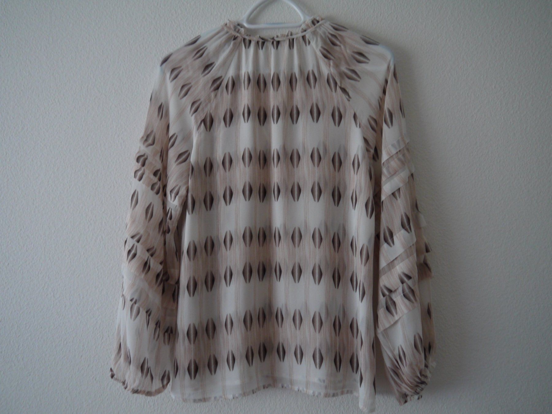 Hemisphere Camicette: HEMISPHERE Bluse Gr: XS – Usato da Hagendorn venduto da Blaf 4
