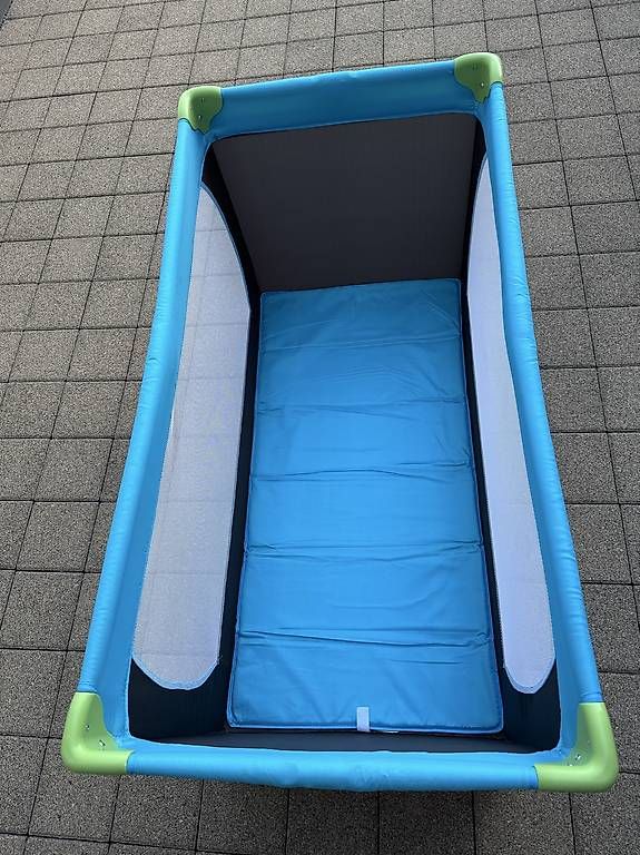 Betten: Hauck Reisebett mit Tasche – Gebraucht aus Ehrendingen von Veiga 1