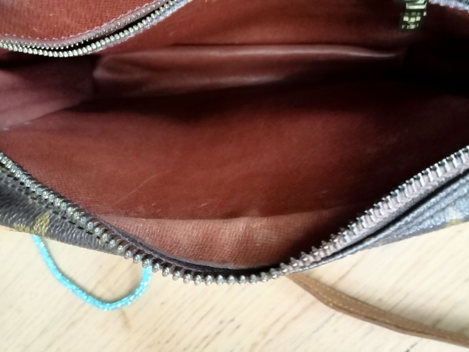 Louis Vuitton Borse da donna: Louis Vuitton Trocadero 24 – Usato da spreitenbach venduto da duftkissen 1