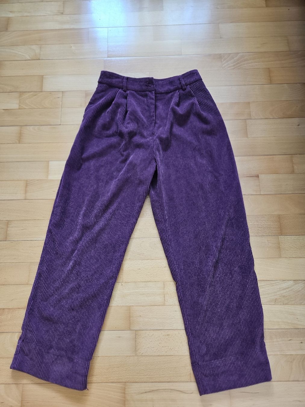 Pantaloni: Cord Hose Grösse L von Silence – Usato da Urdorf venduto da Colina