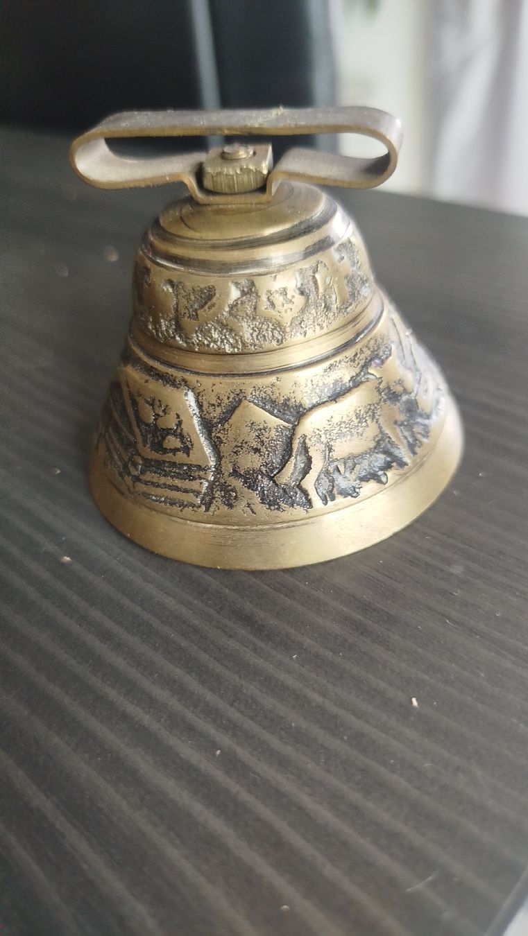 Campanacci mucche: alte Glocke aus Hausräumung  – Usato da Glashütten venduto da lightmoon