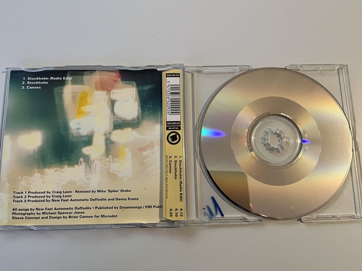 CD: New Fast Automatic Daffodils: Stockholm [Single-CD] – Usato da Zürich venduto da audn 2