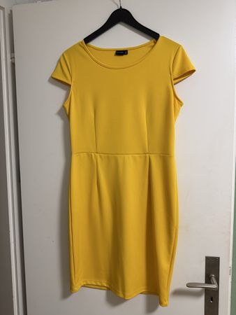 Bodyflirt Kleid, Gr. 40/42, sonniges Gelb für den Sommer!