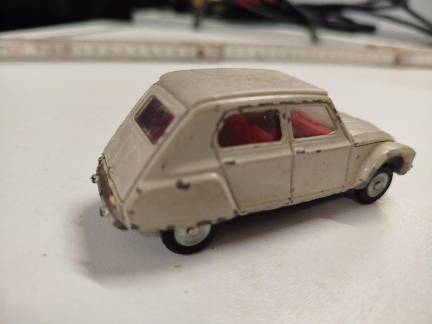 Dinky Toys Modellautos: Dinky Toys (nr 16) – Gebraucht aus La Chaux-de-Fonds von Emmaus2300CDF 2