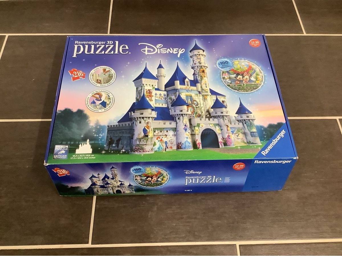 Ravensburger Puzzle: 3D Puzzle Disney Schloss von Ravensburger – Usato da Brugg AG venduto da Sweety_pie 9