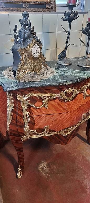 Commodes: Prunk Kommode, Bronze und Marmor, Barock – D'occasion à Kaufdorf par Nati-Nati