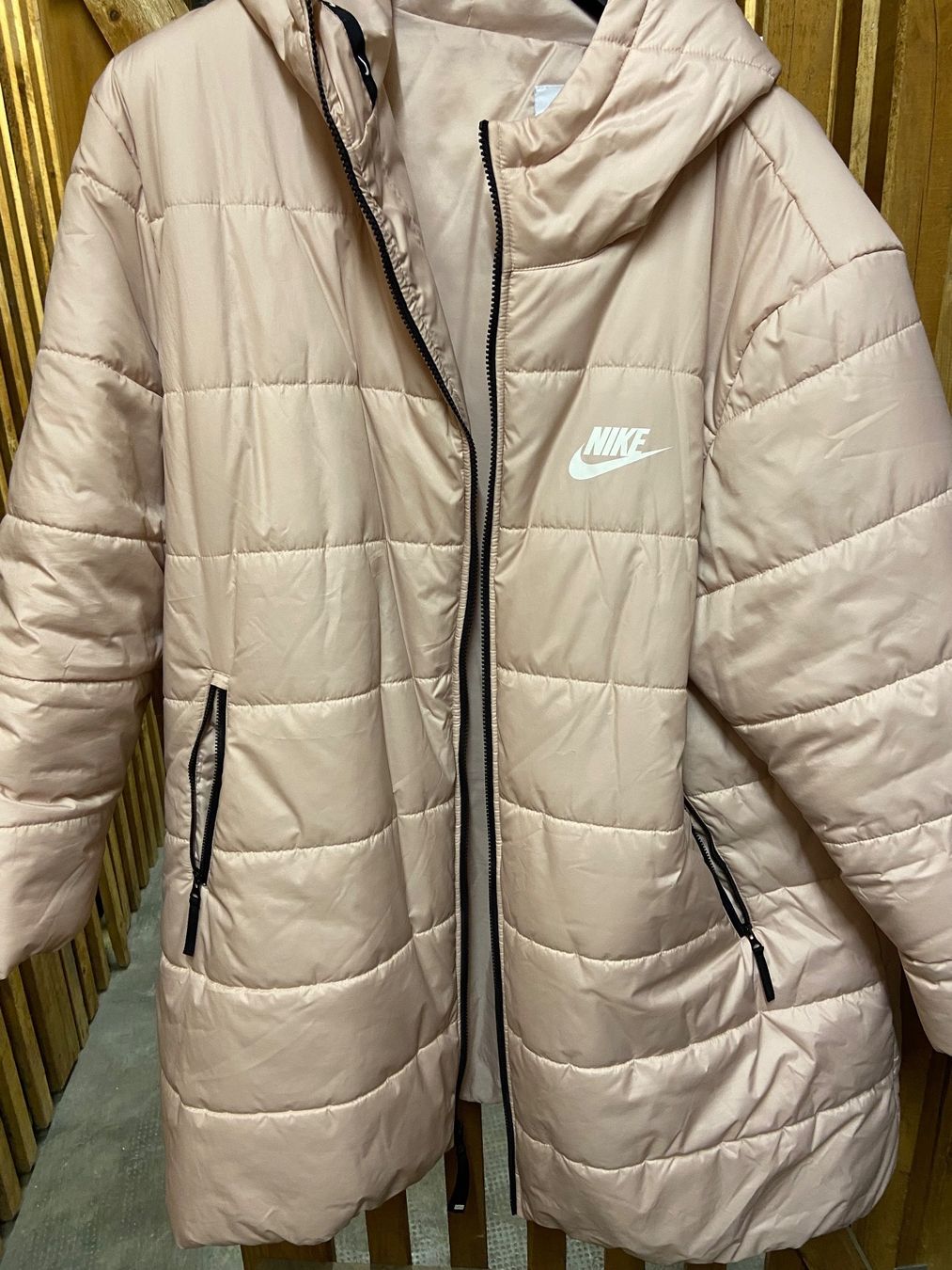 Cappotti: Nike Mantel 3XL hellrosa – Usato da Frenkendorf venduto da kokira 2
