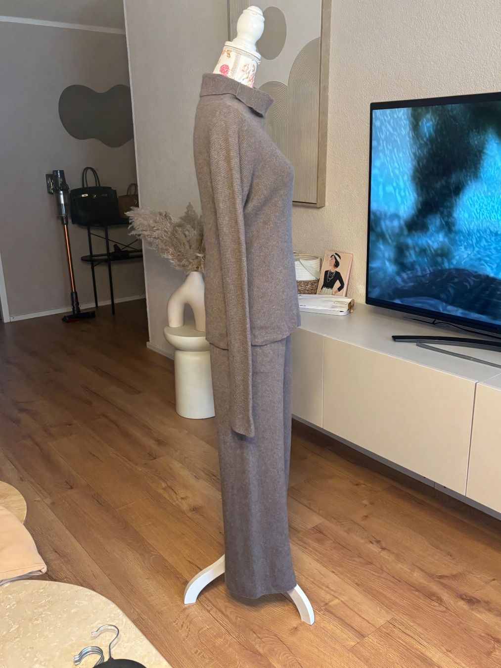 Completi & Tailleur: Sminfinity Set Hose& Jumper Cashmere/Baumwolle – Usato da St. Margrethen SG venduto da dijanaO 3