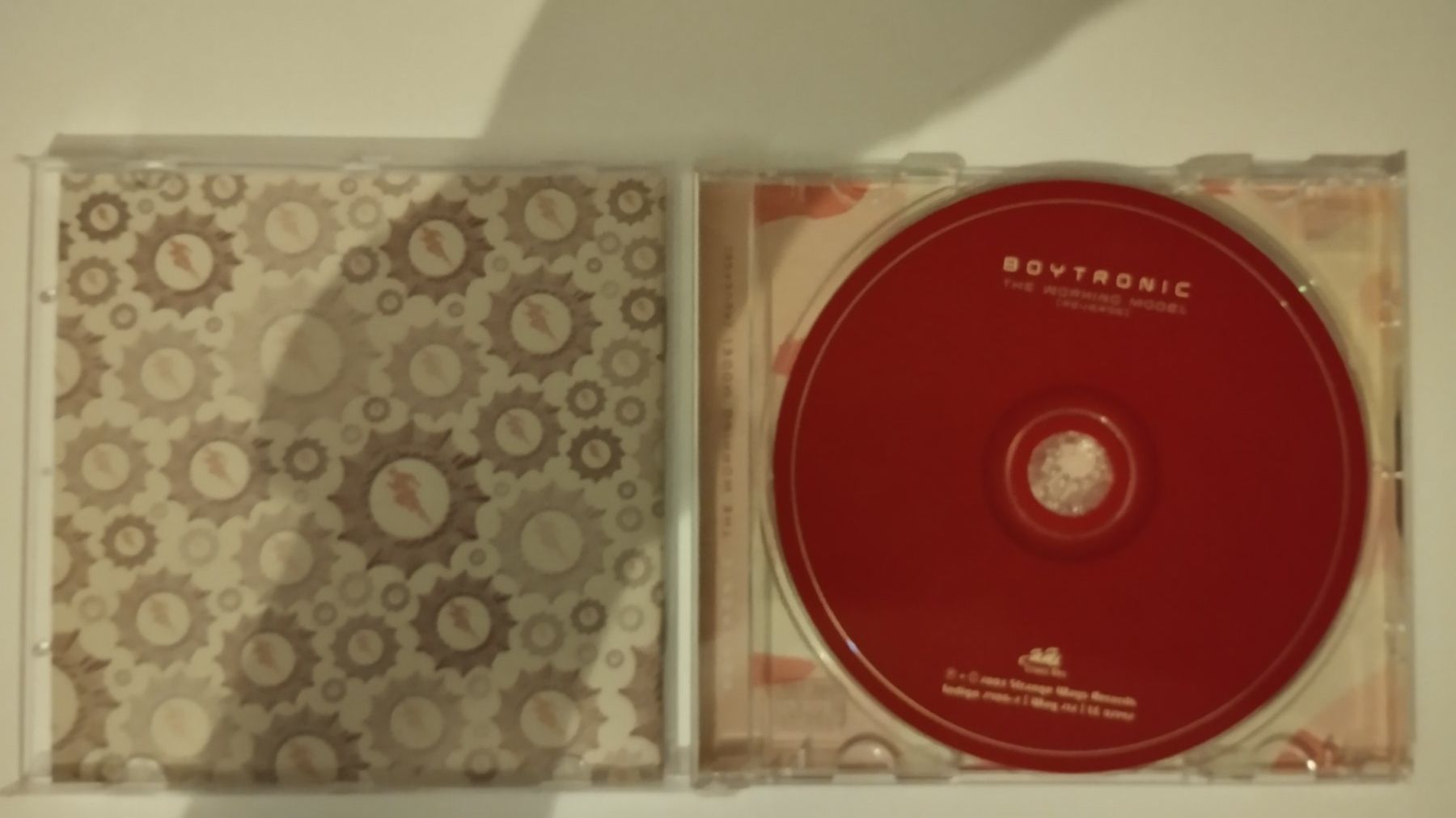 CDs: BOYTRONIC CD - THE WORKING MODEL - REVERSE / VERGRIFFEN! – Gebraucht aus Basel von Bal-Sagoth 4