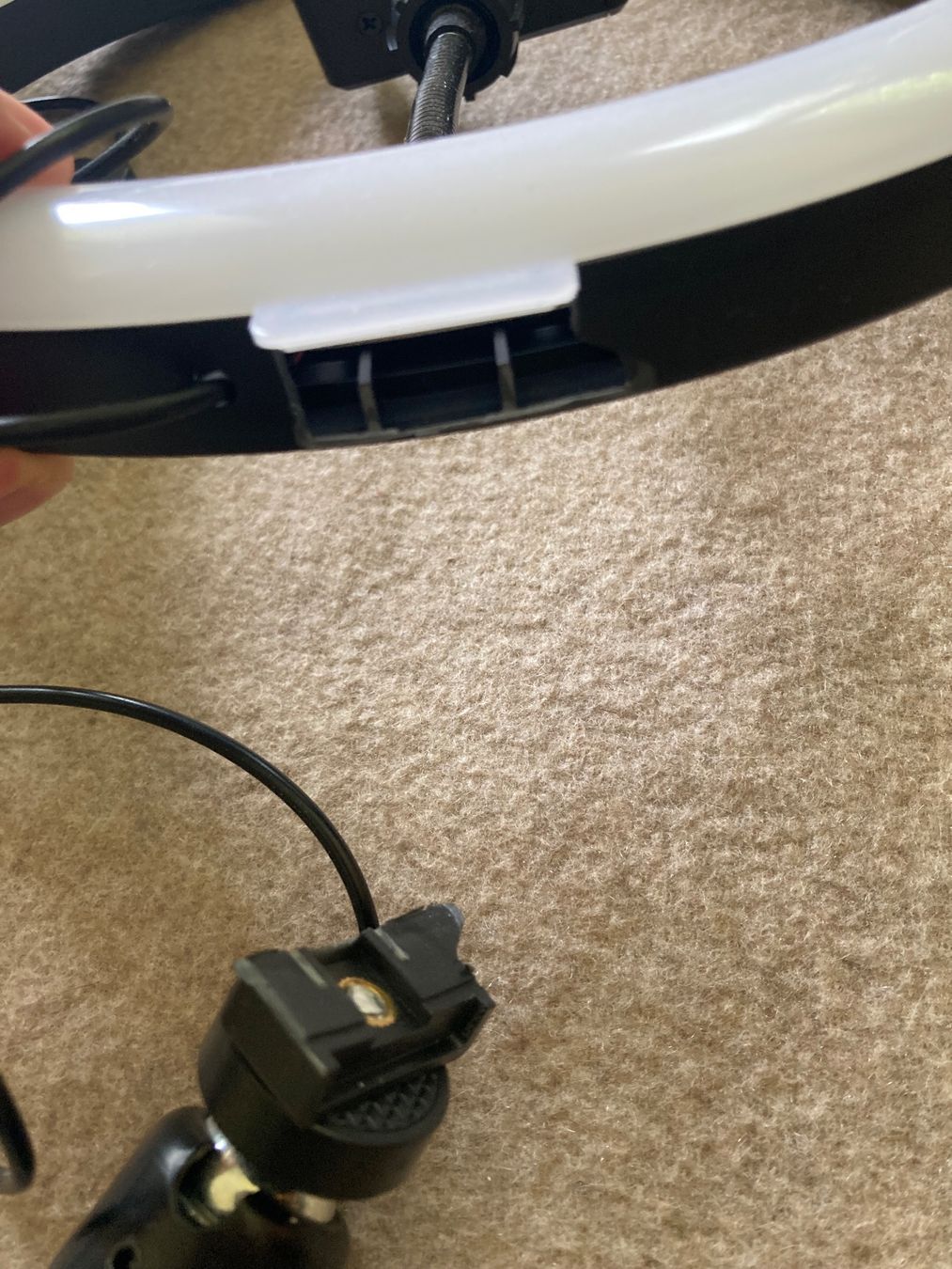 Lampes: 2 Studioleuchten und 1 LED Ringleuchte – D'occasion à Zürich par tanteluzie 2