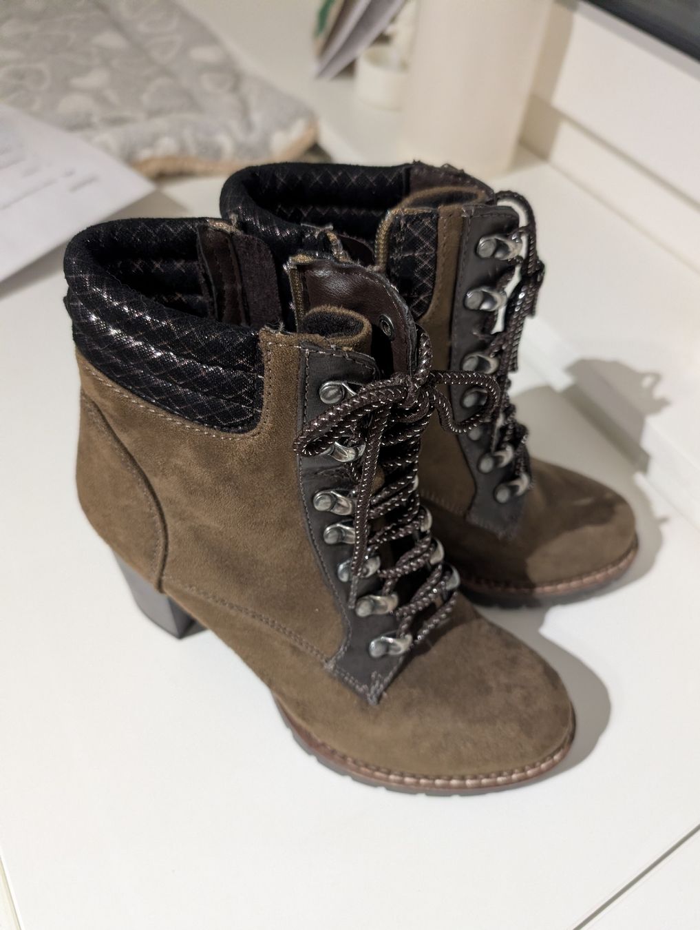Chaussures femmes: Damen Schuh – D'occasion à Münchenbuchsee par Mel_Bi