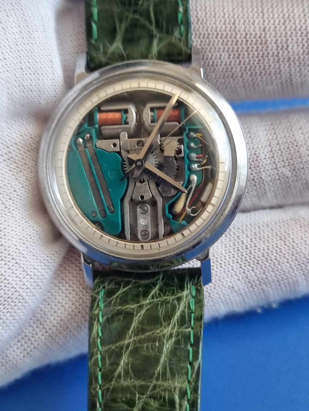 Bulova Orologi: Bulova Accutron – Usato da Schaffhausen venduto da Leveron13 1