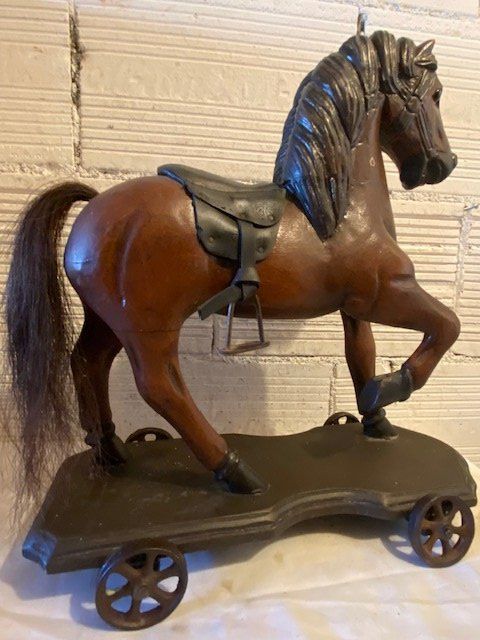 Statuette: ANTIKES PFERD AUF RÄDER – Usato da Chur venduto da silbermon 4