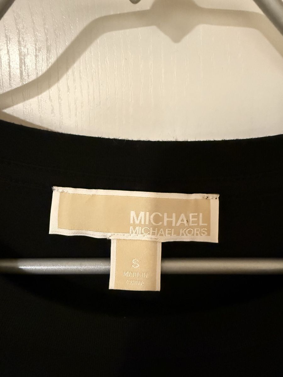 Michael Kors Maglioni & Felpe: Petit pull fin noir Michael Kors / Taille S – Usato da MASSONGEX venduto da Luluone 1