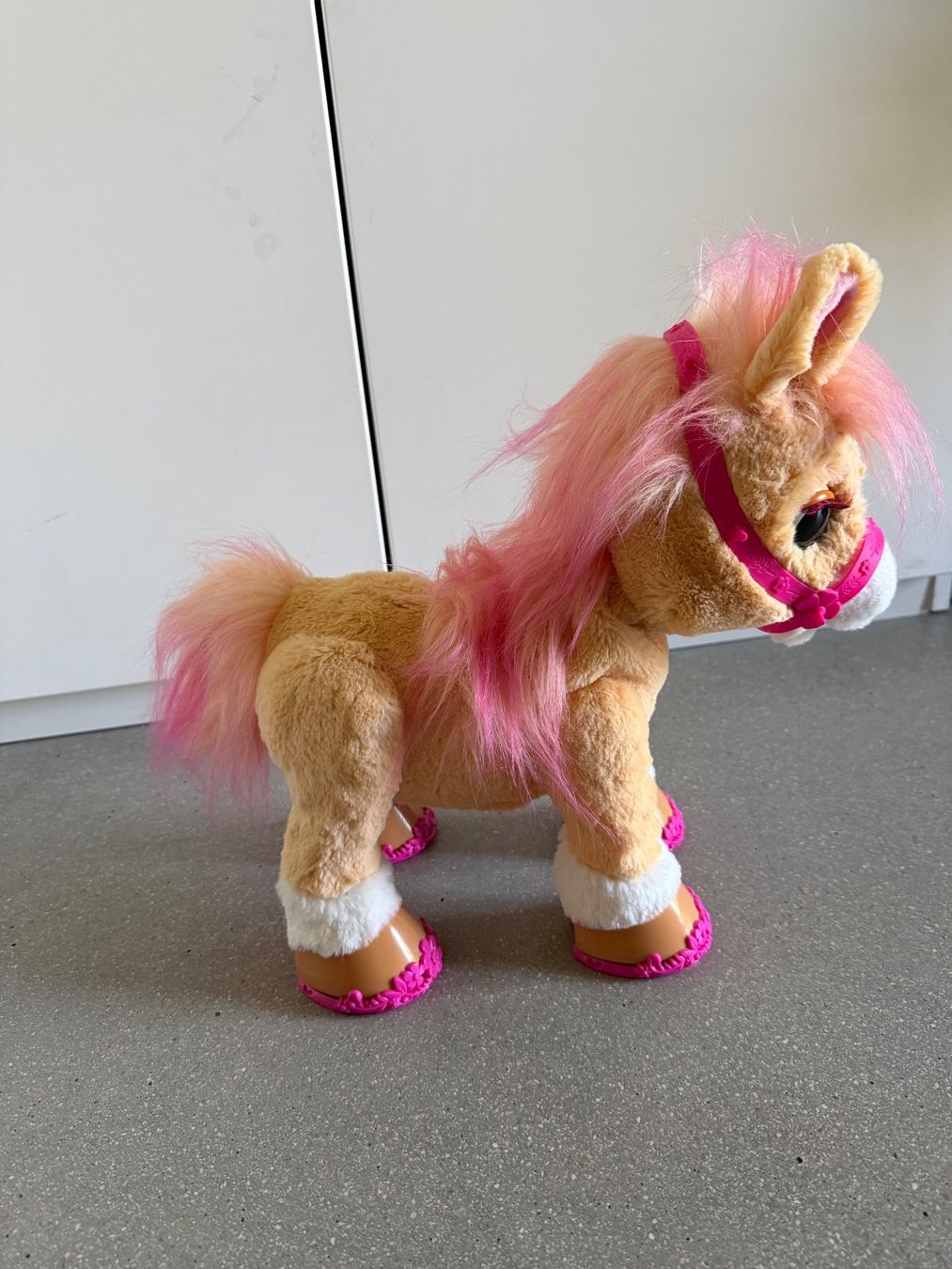 FurReal Giocattoli: FurReal Pony interaktiv – Usato da Bern venduto da Werahiko 1